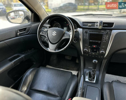 Сузуки Кизаши 2010 в Львове на Automoto.ua Серый Сузуки Кизаши, объемом двигателя 2.39 л и пробегом 202 тыс. км за 8199 $, фото 29 на Automoto.ua