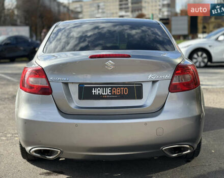 Сузуки Кизаши 2010 в Львове на Automoto.ua Серый Сузуки Кизаши, объемом двигателя 2.39 л и пробегом 202 тыс. км за 8199 $, фото 13 на Automoto.ua