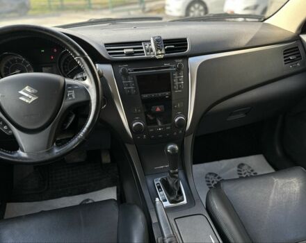 Серый Сузуки Кизаши, объемом двигателя 2.4 л и пробегом 202 тыс. км за 8199 $, фото 19 на Automoto.ua