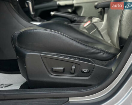 Сузуки Кизаши 2010 в Львове на Automoto.ua Серый Сузуки Кизаши, объемом двигателя 2.39 л и пробегом 202 тыс. км за 8199 $, фото 23 на Automoto.ua