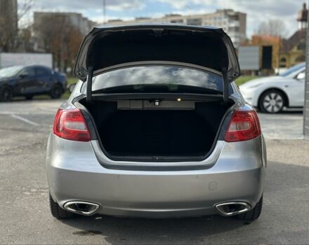 Серый Сузуки Кизаши, объемом двигателя 2.4 л и пробегом 202 тыс. км за 8199 $, фото 7 на Automoto.ua