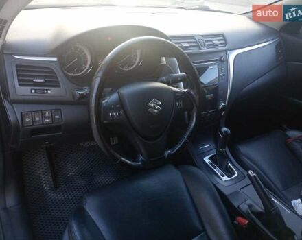 Сірий Сузукі Кізаші, об'ємом двигуна 2.39 л та пробігом 159 тис. км за 8350 $, фото 10 на Automoto.ua
