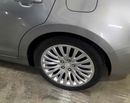 Серый Сузуки Кизаши, объемом двигателя 2.4 л и пробегом 63 тыс. км за 10590 $, фото 1 на Automoto.ua