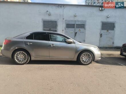 Сузуки Кизаши 2011 в Киеве на Automoto.ua Серый Сузуки Кизаши, объемом двигателя 2.39 л и пробегом 63 тыс. км за 10590 $, фото 1 на Automoto.ua