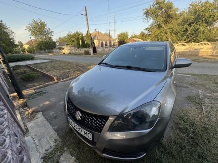 Сузуки Кизаши 2011 в Лозовой на Automoto.ua Серый Сузуки Кизаши, объемом двигателя 2.4 л и пробегом 205 тыс. км за 4000 $, фото 1 на Automoto.ua