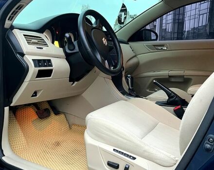 Синій Сузукі Кізаші, об'ємом двигуна 2.4 л та пробігом 220 тис. км за 6999 $, фото 4 на Automoto.ua