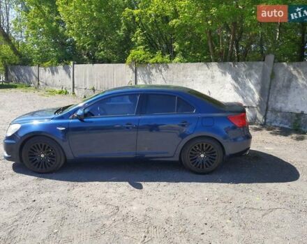 Синій Сузукі Кізаші, об'ємом двигуна 2.39 л та пробігом 295 тис. км за 6500 $, фото 4 на Automoto.ua