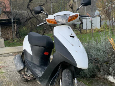 Сузуки Летс 2 2010 в Закарпатье на Automoto.ua Белый Сузуки Летс 2, объемом двигателя 7 л и пробегом 9 тыс. км за 337 $, фото 1 на Automoto.ua