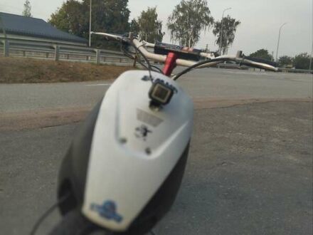 Сузуки Летс 2 2012 в Брусилове на Automoto.ua Белый Сузуки Летс 2, объемом двигателя 0 л и пробегом 5 тыс. км за 314 $, фото 1 на Automoto.ua