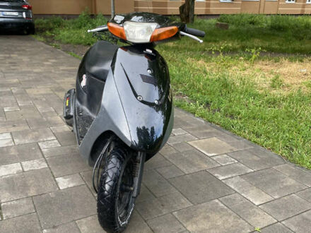 Сузукі Летс 2 2002 у Рівному на Automoto.ua Чорний Сузукі Летс 2, об'ємом двигуна 0.49 л та пробігом 100 тис. км за 390 $, фото 1 на Automoto.ua