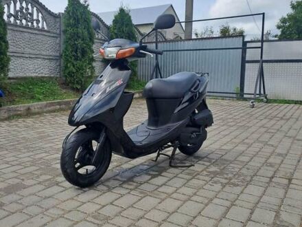 Сузукі Летс 2 2012 у Чернівцях на Automoto.ua Чорний Сузукі Летс 2, об'ємом двигуна 0.05 л та пробігом 8 тис. км за 504 $, фото 1 на Automoto.ua