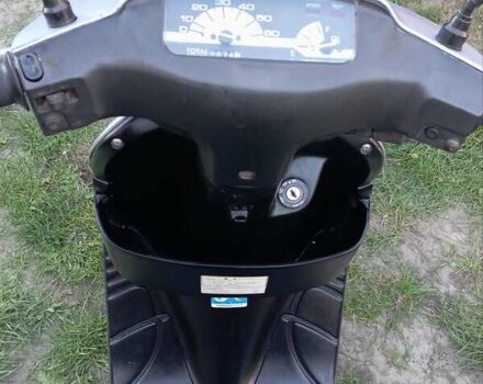 Серый Сузуки Летс 2, объемом двигателя 0.49 л и пробегом 1 тыс. км за 400 $, фото 4 на Automoto.ua