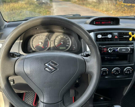 Бежевий Сузукі Ліана, об'ємом двигуна 1.59 л та пробігом 186 тис. км за 4200 $, фото 8 на Automoto.ua