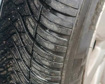 Синий Сузуки Лиана, объемом двигателя 1.6 л и пробегом 252 тыс. км за 3700 $, фото 15 на Automoto.ua