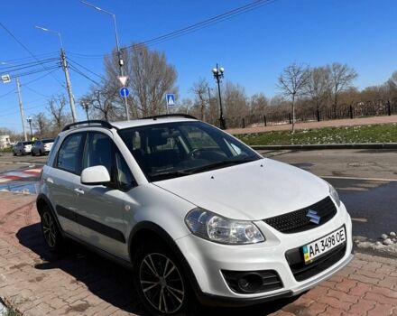 Сузуки СХ4 2013 в Киеве на Automoto.ua Белый Сузуки СХ4, объемом двигателя 0 л и пробегом 100 тыс. км за 12500 $, фото 2 на Automoto.ua