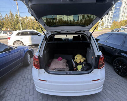 Сузуки СХ4 2009 в Львове на Automoto.ua Белый Сузуки СХ4, объемом двигателя 1.6 л и пробегом 176 тыс. км за 5500 $, фото 6 на Automoto.ua