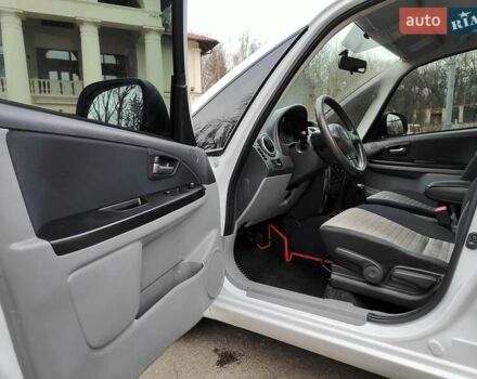 Белый Сузуки СХ4, объемом двигателя 1.6 л и пробегом 192 тыс. км за 5490 $, фото 30 на Automoto.ua