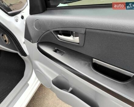 Белый Сузуки СХ4, объемом двигателя 1.6 л и пробегом 192 тыс. км за 5490 $, фото 45 на Automoto.ua