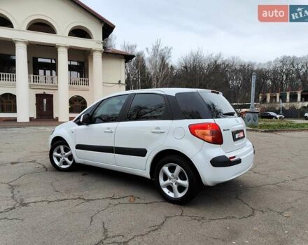 Белый Сузуки СХ4, объемом двигателя 1.6 л и пробегом 192 тыс. км за 5490 $, фото 8 на Automoto.ua