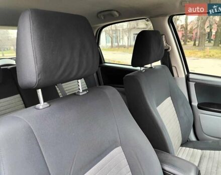 Белый Сузуки СХ4, объемом двигателя 1.6 л и пробегом 192 тыс. км за 5490 $, фото 51 на Automoto.ua