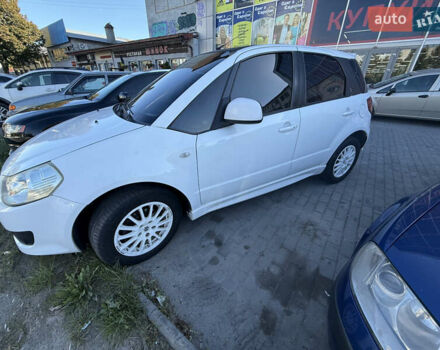 Сузуки СХ4 2009 в Львове на Automoto.ua Белый Сузуки СХ4, объемом двигателя 1.6 л и пробегом 176 тыс. км за 5500 $, фото 3 на Automoto.ua