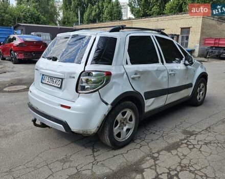 Белый Сузуки СХ4, объемом двигателя 1.59 л и пробегом 100 тыс. км за 4000 $, фото 7 на Automoto.ua