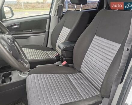 Білий Сузукі СХ4, об'ємом двигуна 1.6 л та пробігом 125 тис. км за 9999 $, фото 16 на Automoto.ua