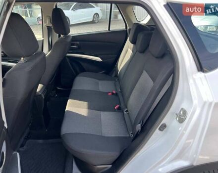 Сузуки СХ4 2014 в Полтаве на Automoto.ua Белый Сузуки СХ4, объемом двигателя 1.59 л и пробегом 114 тыс. км за 12900 $, фото 14 на Automoto.ua