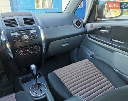 Белый Сузуки СХ4, объемом двигателя 1.6 л и пробегом 125 тыс. км за 9900 $, фото 14 на Automoto.ua