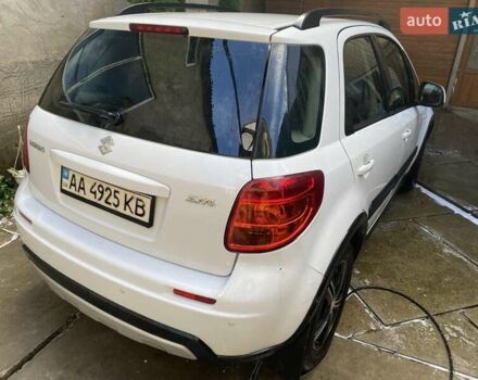 Сузуки СХ4 2014 в Тячеве на Automoto.ua Белый Сузуки СХ4, объемом двигателя 1.6 л и пробегом 67 тыс. км за 10750 $, фото 2 на Automoto.ua