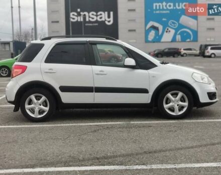 Білий Сузукі СХ4, об'ємом двигуна 1.6 л та пробігом 125 тис. км за 9999 $, фото 4 на Automoto.ua