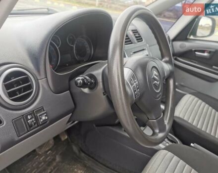 Білий Сузукі СХ4, об'ємом двигуна 1.6 л та пробігом 125 тис. км за 9999 $, фото 11 на Automoto.ua