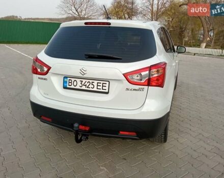 Белый Сузуки СХ4, объемом двигателя 1.59 л и пробегом 242 тыс. км за 10500 $, фото 6 на Automoto.ua