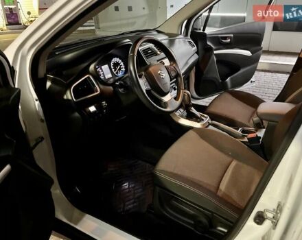 Білий Сузукі СХ4, об'ємом двигуна 1.59 л та пробігом 70 тис. км за 14900 $, фото 20 на Automoto.ua