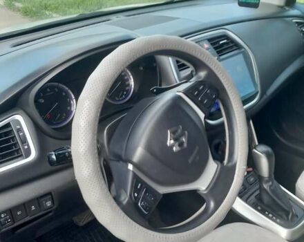 Сузуки СХ4 2017 в Николаеве на Automoto.ua Белый Сузуки СХ4, объемом двигателя 1.6 л и пробегом 131 тыс. км за 15500 $, фото 15 на Automoto.ua