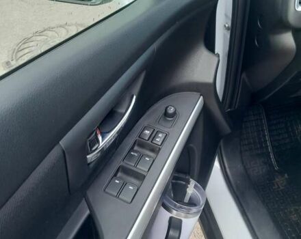 Сузуки СХ4 2017 в Николаеве на Automoto.ua Белый Сузуки СХ4, объемом двигателя 1.6 л и пробегом 131 тыс. км за 15500 $, фото 10 на Automoto.ua