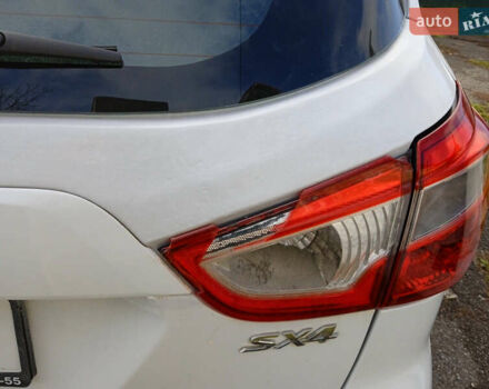 Білий Сузукі СХ4, об'ємом двигуна 1.59 л та пробігом 57 тис. км за 15000 $, фото 6 на Automoto.ua