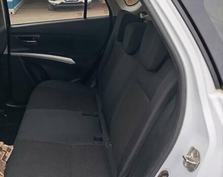 Белый Сузуки СХ4, объемом двигателя 1.6 л и пробегом 137 тыс. км за 14000 $, фото 7 на Automoto.ua