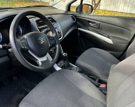 Белый Сузуки СХ4, объемом двигателя 1.59 л и пробегом 114 тыс. км за 13800 $, фото 5 на Automoto.ua