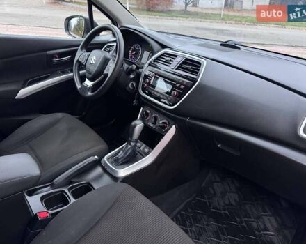 Білий Сузукі СХ4, об'ємом двигуна 1.59 л та пробігом 63 тис. км за 14500 $, фото 11 на Automoto.ua