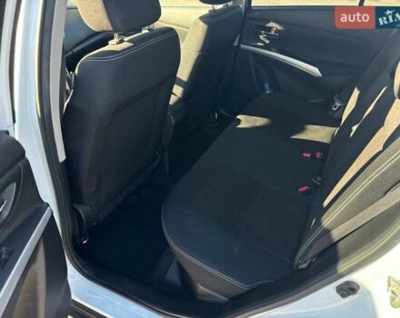 Білий Сузукі СХ4, об'ємом двигуна 1.59 л та пробігом 55 тис. км за 17500 $, фото 9 на Automoto.ua