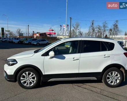 Білий Сузукі СХ4, об'ємом двигуна 1.59 л та пробігом 55 тис. км за 17500 $, фото 6 на Automoto.ua