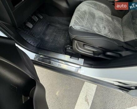 Белый Сузуки СХ4, объемом двигателя 1.37 л и пробегом 27 тыс. км за 21900 $, фото 15 на Automoto.ua