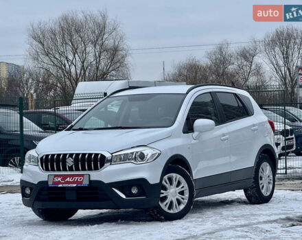 Белый Сузуки СХ4, объемом двигателя 1.59 л и пробегом 145 тыс. км за 13900 $, фото 1 на Automoto.ua