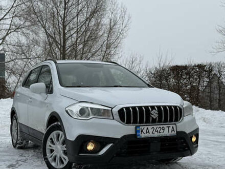 Белый Сузуки СХ4, объемом двигателя 1.6 л и пробегом 92 тыс. км за 13999 $, фото 1 на Automoto.ua