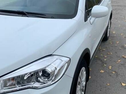 Сузуки СХ4 2019 в Онуфриевке на Automoto.ua Белый Сузуки СХ4, объемом двигателя 1.59 л и пробегом 103 тыс. км за 18000 $, фото 1 на Automoto.ua