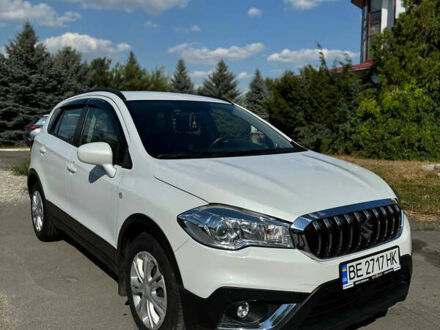 Белый Сузуки СХ4, объемом двигателя 1.59 л и пробегом 64 тыс. км за 17000 $, фото 1 на Automoto.ua