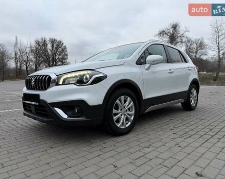 Белый Сузуки СХ4, объемом двигателя 1.59 л и пробегом 55 тыс. км за 19900 $, фото 1 на Automoto.ua