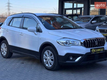 Сузукі СХ4 2021 у Чернівцях на Automoto.ua Білий Сузукі СХ4, об'ємом двигуна 1.59 л та пробігом 50 тис. км за 16999 $, фото 1 на Automoto.ua