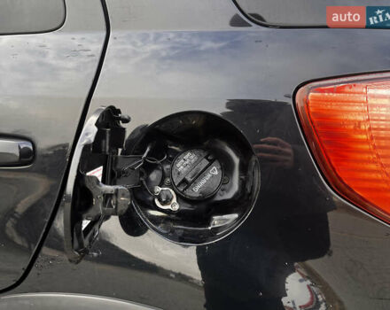 Чорний Сузукі СХ4, об'ємом двигуна 1.6 л та пробігом 315 тис. км за 5000 $, фото 32 на Automoto.ua